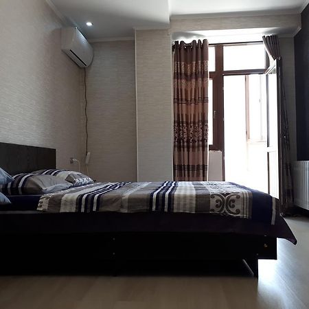 Oscar'S Apartments Bişkek Dış mekan fotoğraf
