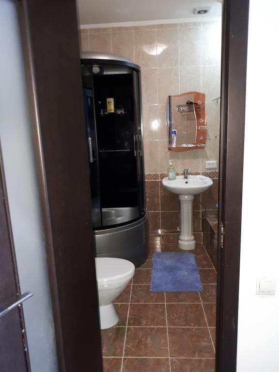 Oscar'S Apartments Bişkek Dış mekan fotoğraf